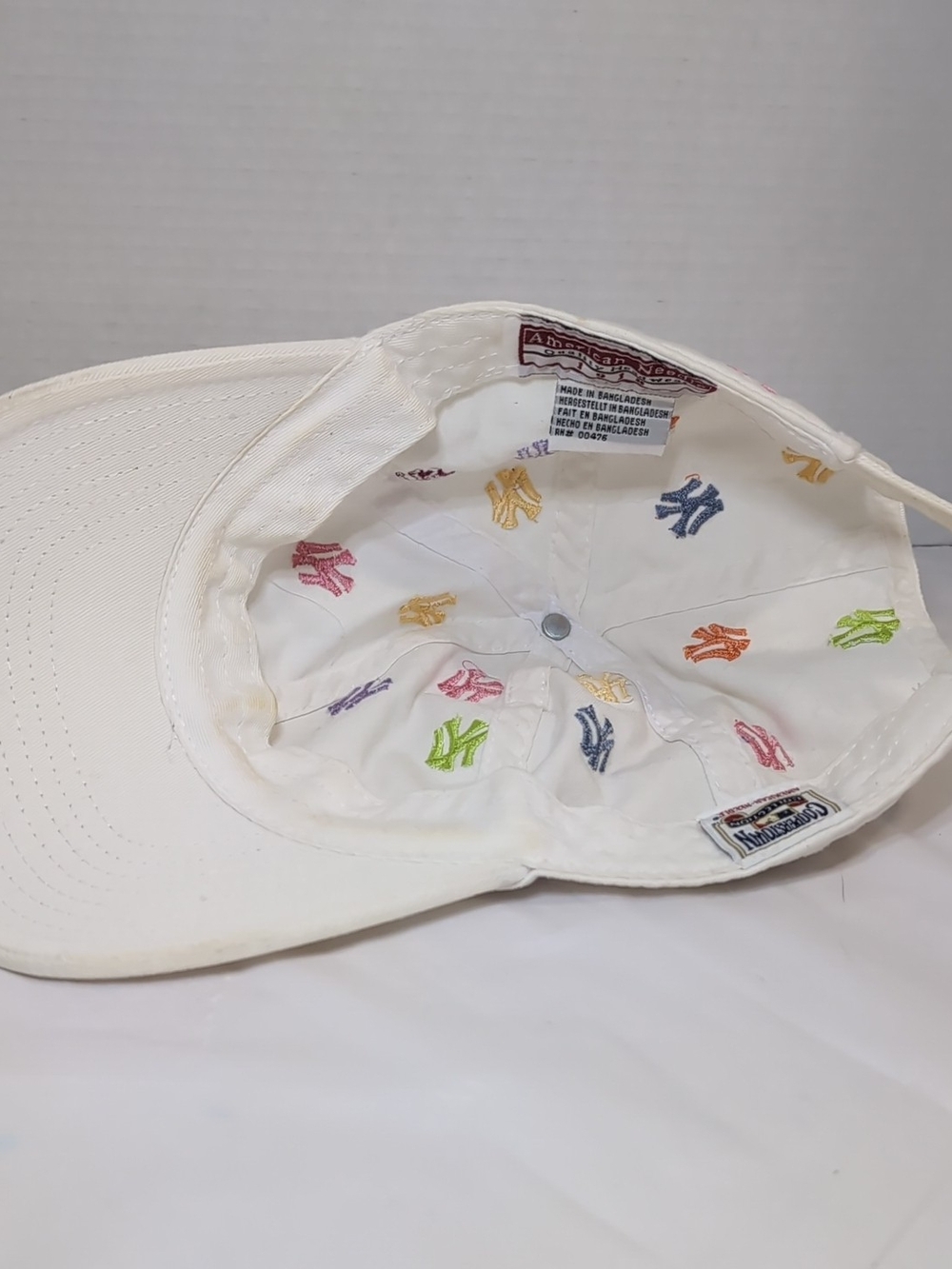 American Needle NY Yankees White Cap with Embroidered Logos MLB - Picture 7 of 9